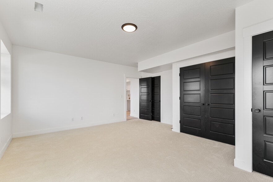 Building Photo - 3994 N 900 W