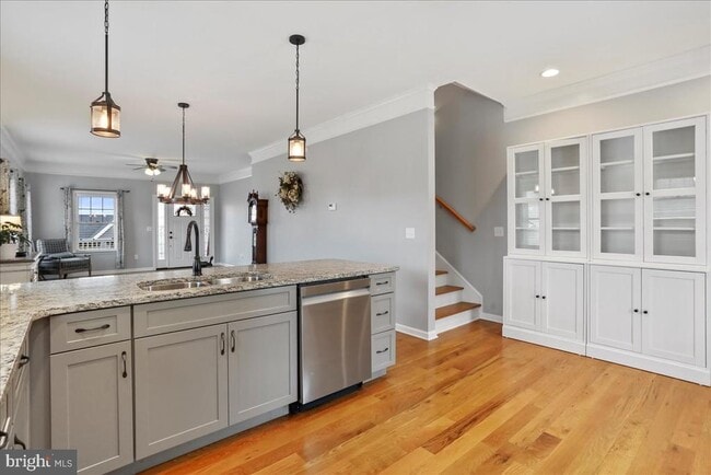 Building Photo - 115 Beauregard Dr