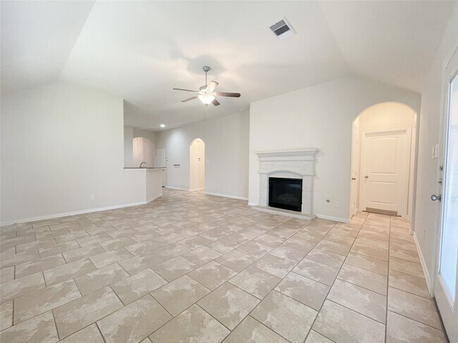 Building Photo - 16702 White Hyacinth Ct
