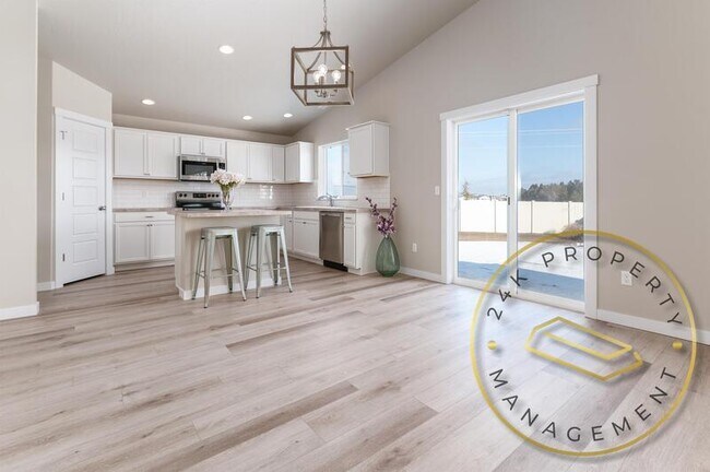 Building Photo - 6448 S Festival Ave