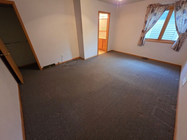 Building Photo - 2451 Harrison St