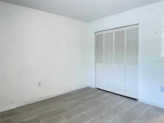 Building Photo - 6191 Timberlake Dr