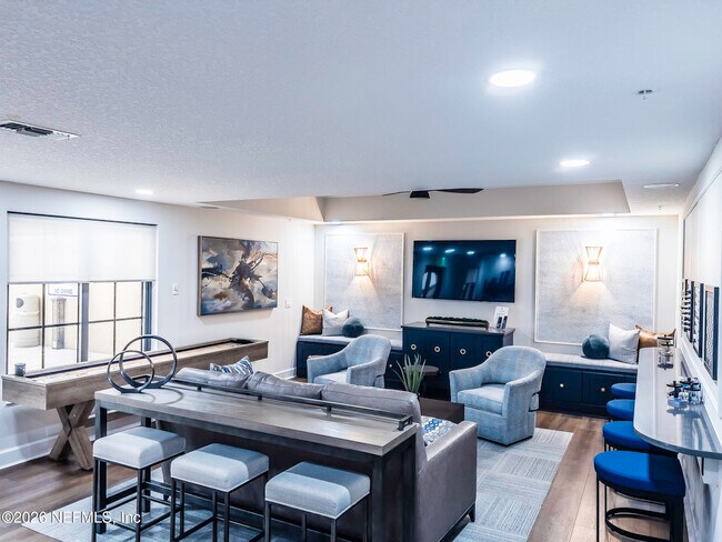 Building Photo - 1478 Riverplace Blvd