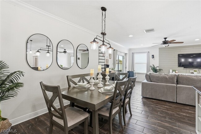 Building Photo - 1632 SW 13th Terrace