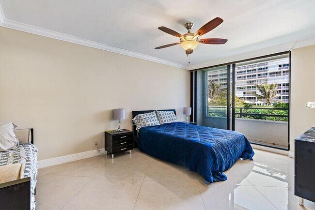 Building Photo - 3560 S Ocean Blvd