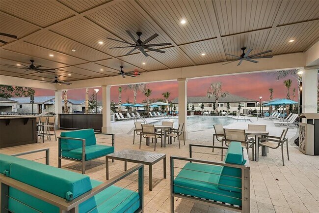 Building Photo - 3776 Maxwell Park Dr