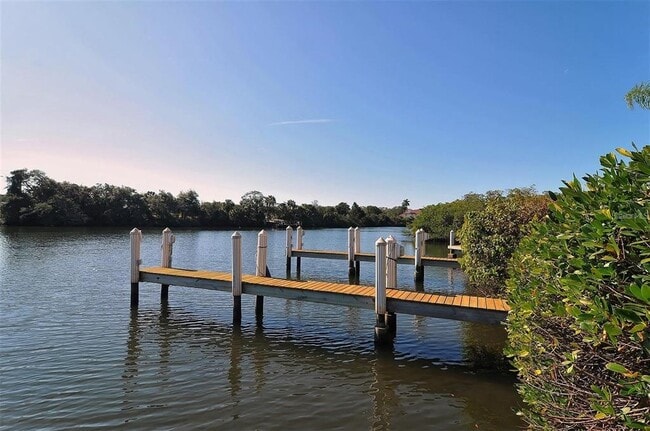 Building Photo - 1921 Monte Carlo Dr