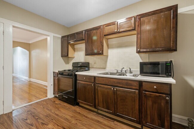 Building Photo - 8235 S Indiana Ave