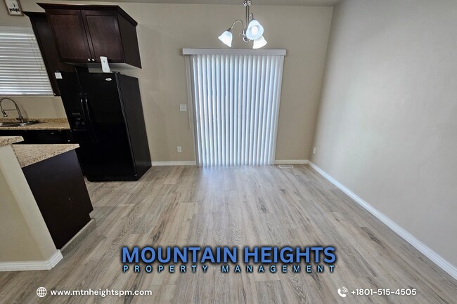 Building Photo - 1554 Kinloch Way