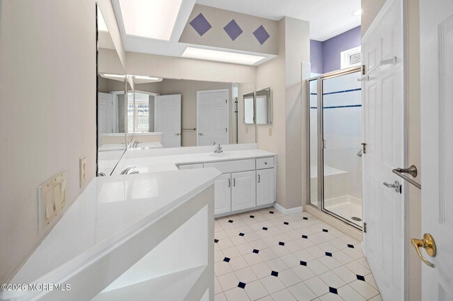 Building Photo - 104 Mirage Blvd