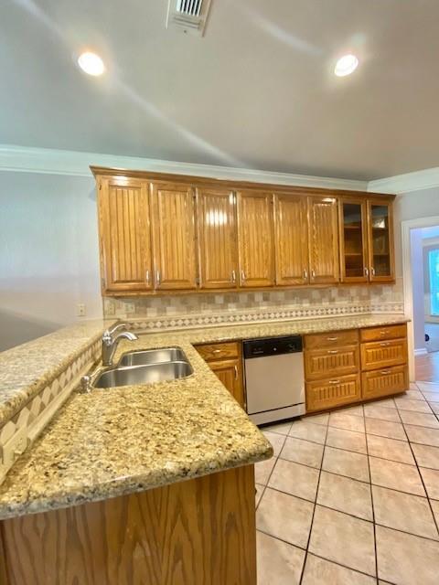 Building Photo - 705 Royal Birkdale Dr