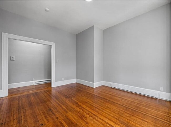 Building Photo - 857 Beacon St