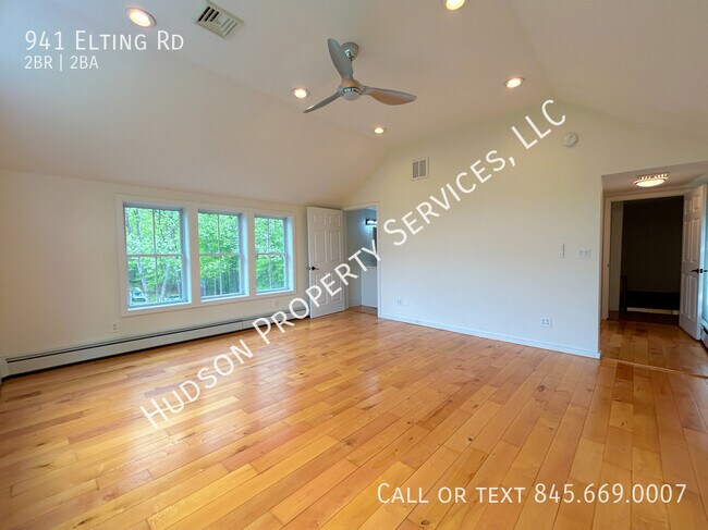 Building Photo - 941 Elting Rd