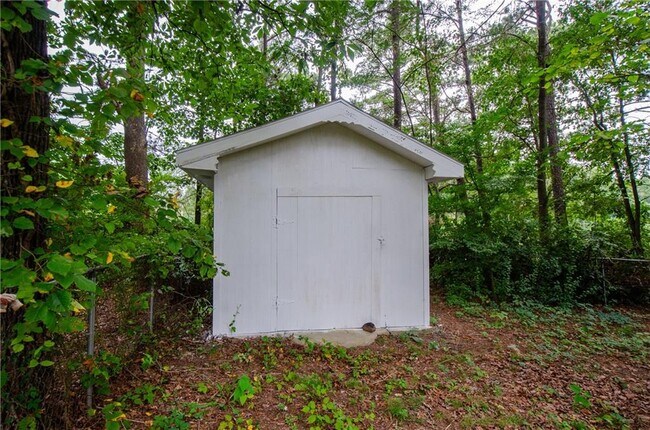 Building Photo - 3833 Wedgefield Cir