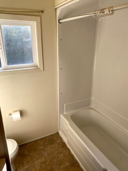 bathroom #2 - 4270 E Valley Center Rd