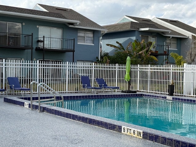 Building Photo - 817 Pablo Ln