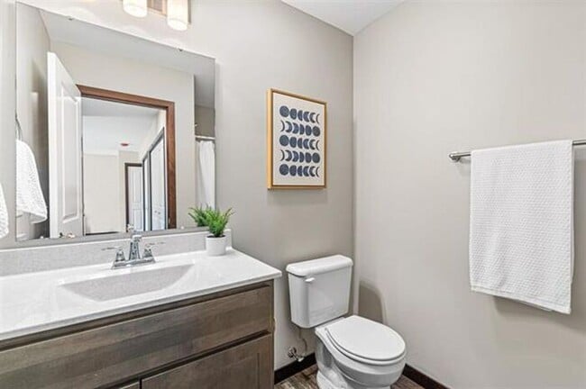 Building Photo - $2,150 | 3 Bedroom, 3 Bathroom Townhouse | No Pets | Available for an August 1st, 2026 Move In!