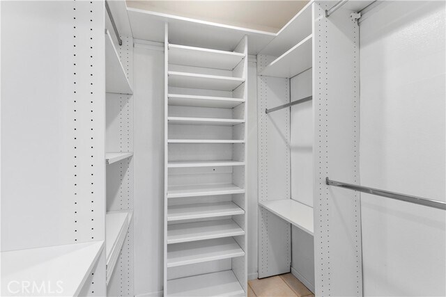 Building Photo - 615 Esplanade