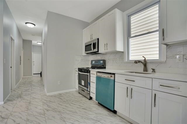 Building Photo - 126 75th St