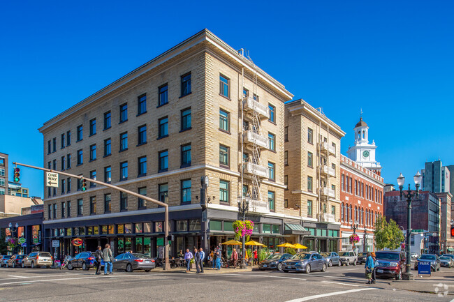 Building Photo - Washington Plaza Apartments