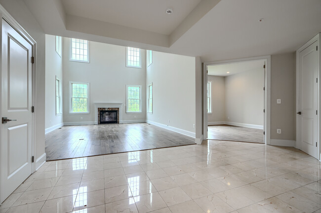 Building Photo - 2847 Seabiscuit Dr