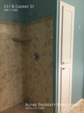 Building Photo - 2 Bedroom Twinhome For Rent in Lennox, SD!!