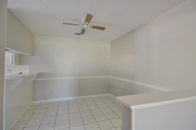 Building Photo - 3938 Forest Bluff Dr