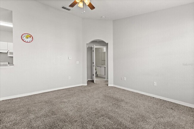 Building Photo - 852 Grand Regency Pointe