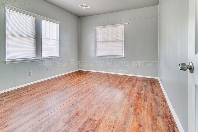 Building Photo - 1709 NW 32nd St