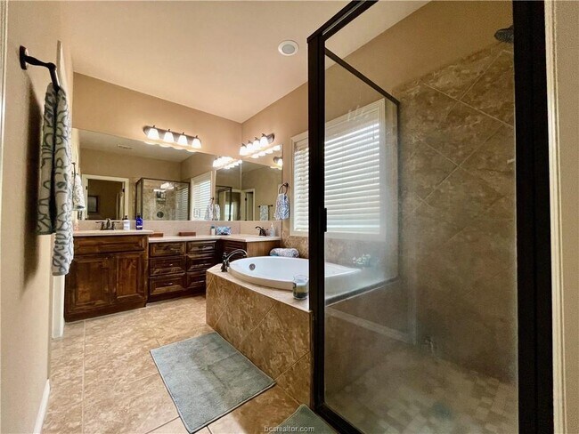 Building Photo - 4281 Rock Bend Dr