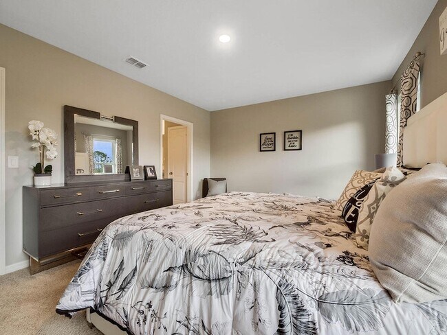 Building Photo - 53 Bella Oaks Dr