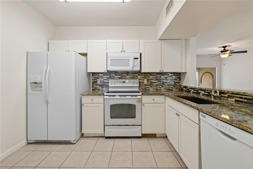 Building Photo - 6434 Cypressdale Dr