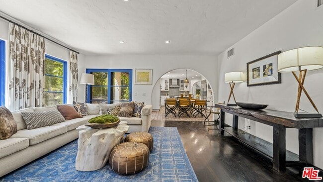 Building Photo - 11662 Duque Dr