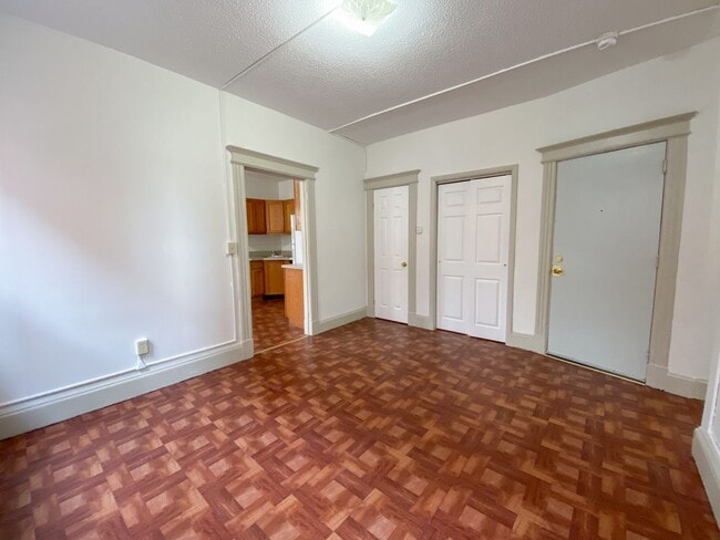Building Photo - 31-33 Bond St / Rosario Properties, LLC