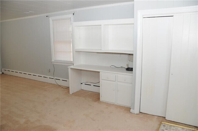 Building Photo - 8406 Patterson Ave