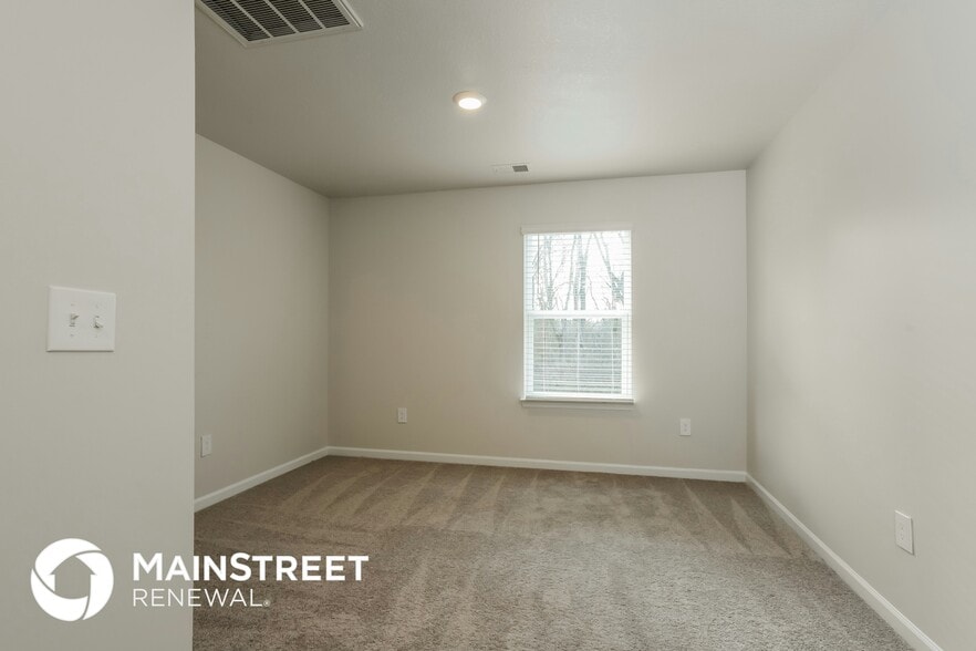 Building Photo - 9425 River Cane Rd