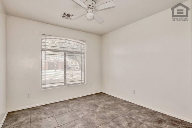Building Photo - 18797 N Vemto St