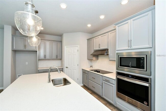 Building Photo - 8126 Trimbelle Ter