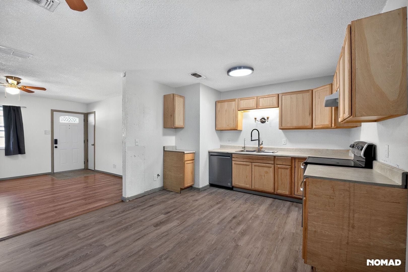 Building Photo - 604 Fegan St