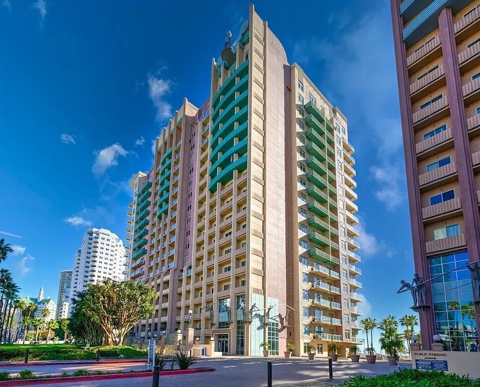 Building Photo - 388 E Ocean Blvd