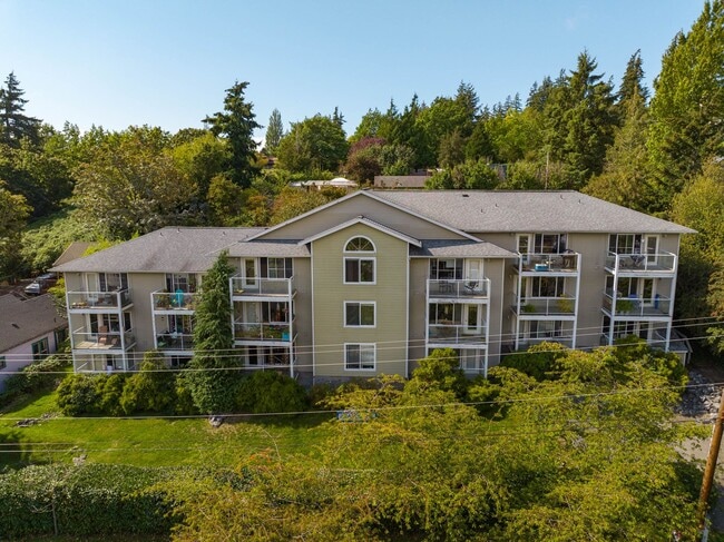 Building Photo - Boardwalk Apartments
