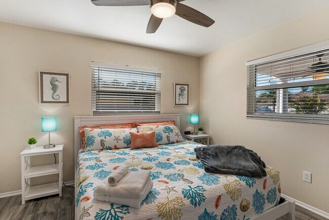 Building Photo - 2543 Sunny Breeze Ave