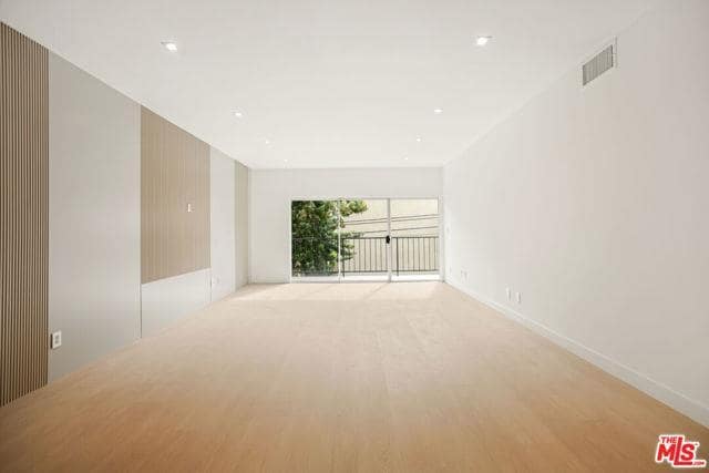 Building Photo - 10630 Wilkins Ave