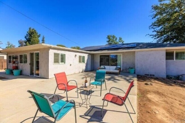Building Photo - 1806 Wight Way