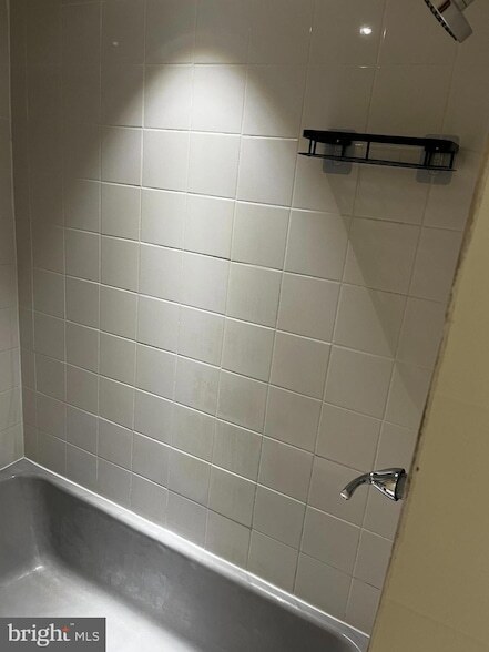 Building Photo - 4127 Rhawn St