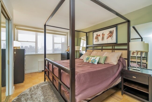 Building Photo - 6040 JFK Blvd E