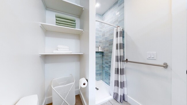 Building Photo - 276-278 Willow St