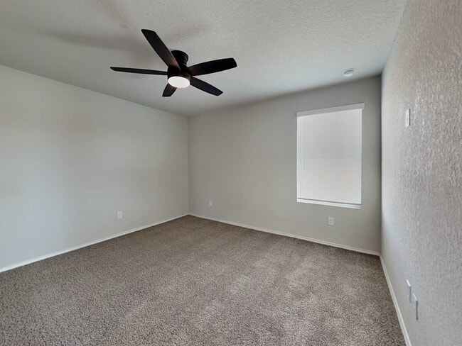 Building Photo - 3342 Kornberg Dr