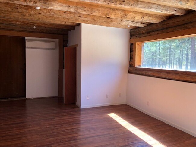 Building Photo - Custom Forest Home with ADU on 9.6 Acres!