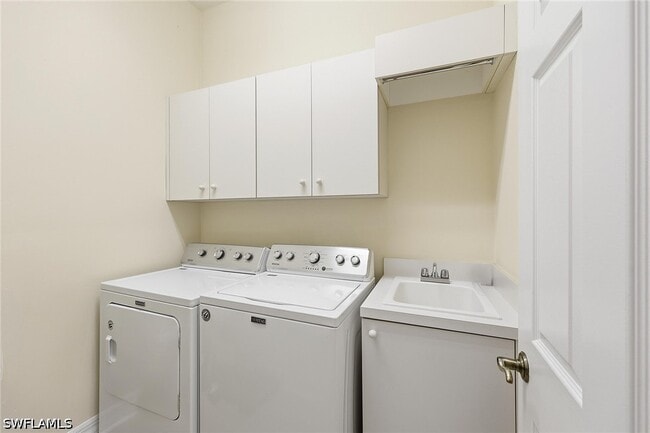 Building Photo - 7673 Mulberry Ln